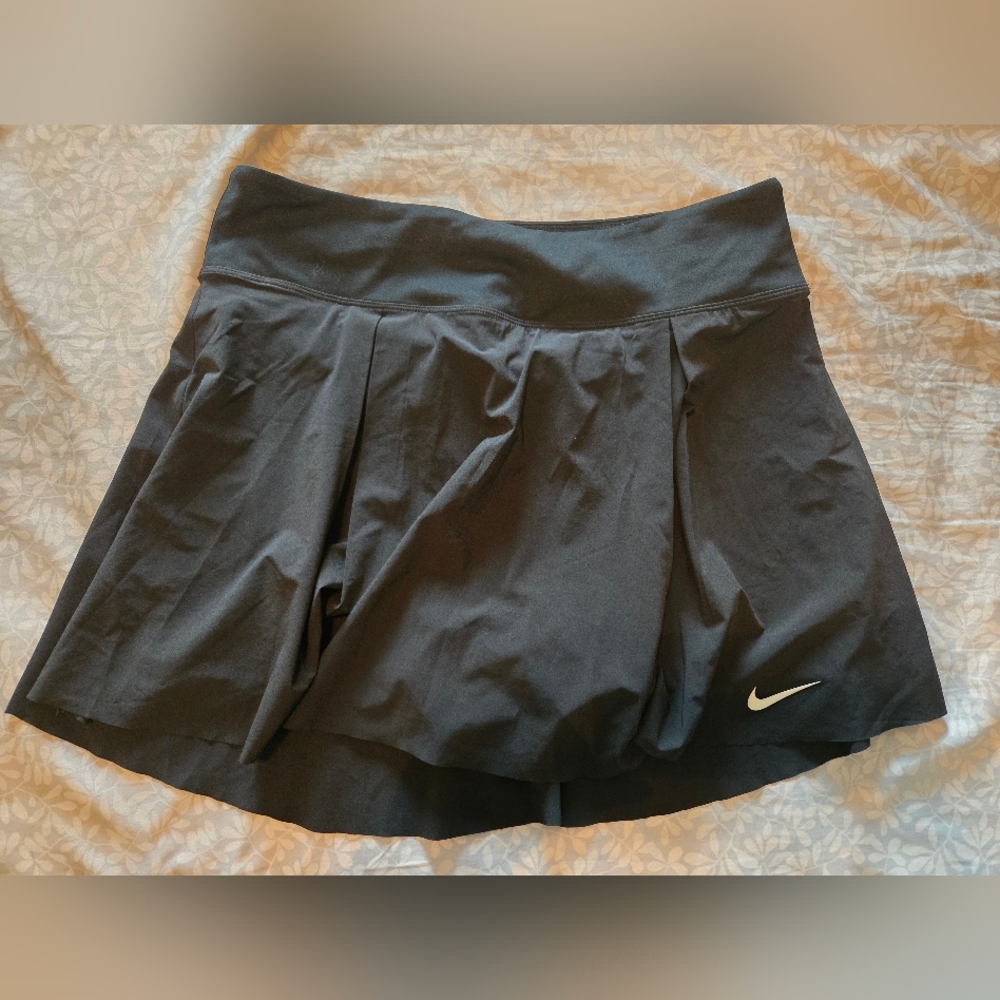 Nike Black Women's Athletic Skort with Built-In Shorts